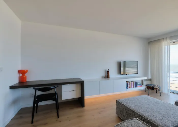 Lecomte - The Shoreline Breeze 117 Apartment *