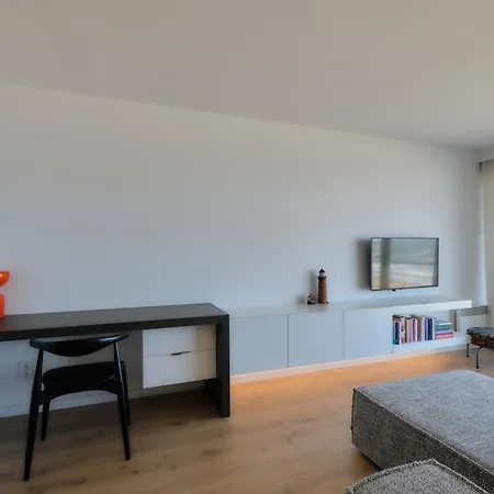 Lecomte - The Shoreline Breeze 117 Apartment *