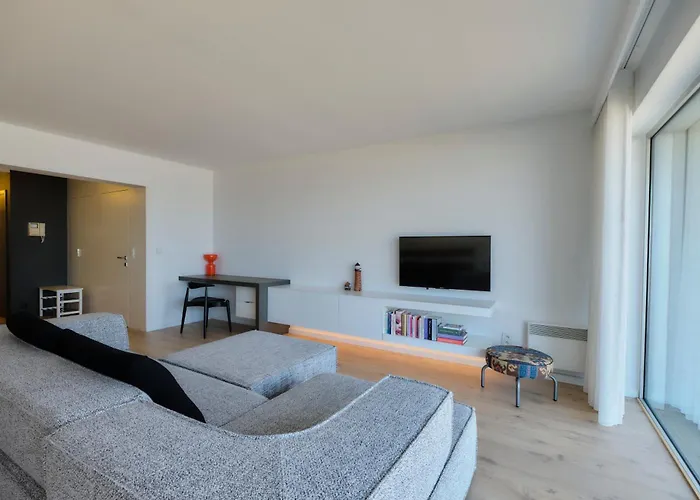 Lecomte - The Shoreline Breeze 117 Ostende