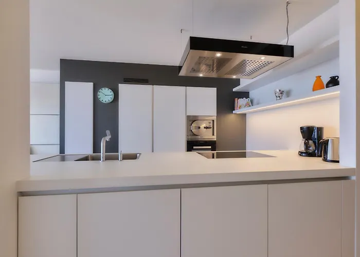 Apartment Lecomte - The Shoreline Breeze 117 *