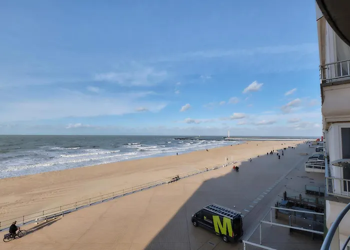 Lecomte - The Shoreline Breeze 117 Ostende